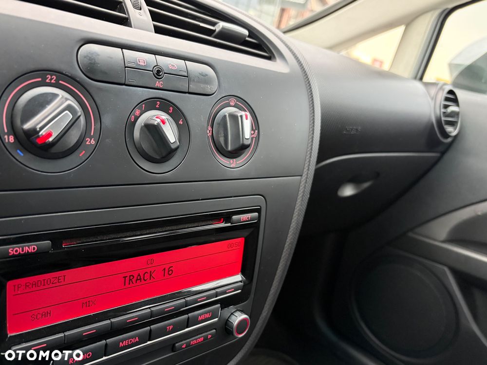 Seat Leon 1.6 TDI DPF Style - 11