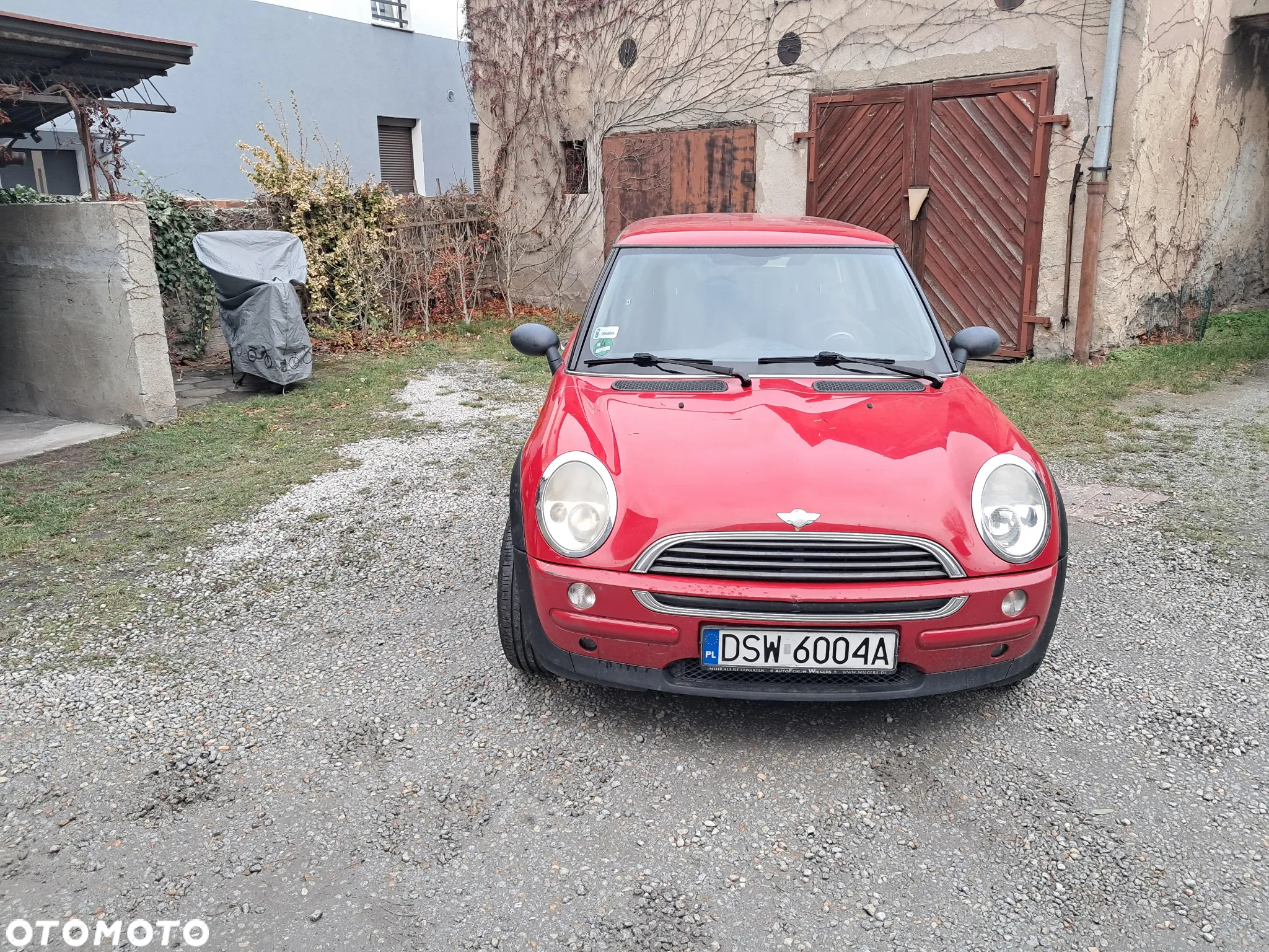 MINI ONE Standard - 16