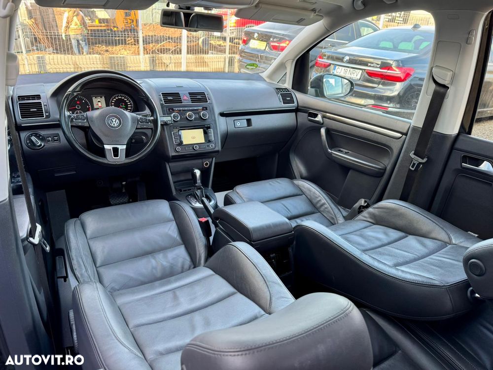 Volkswagen Touran 1.6 TDI DSG Highline - 5