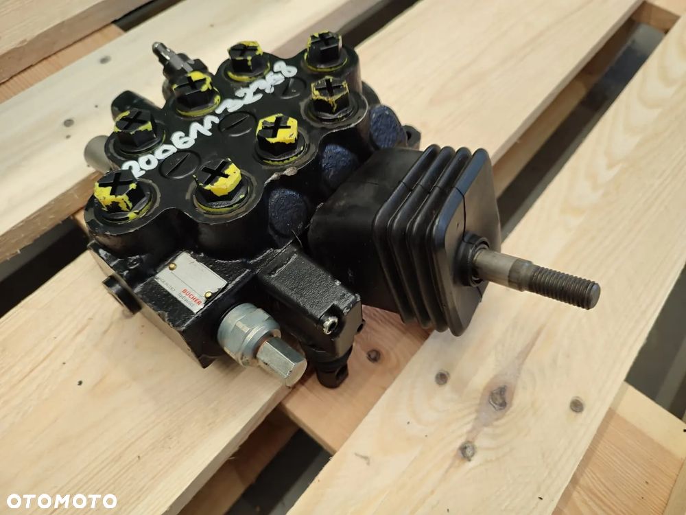Rozdzielacz hydrauliczny 200061132368 BUCHER - 8