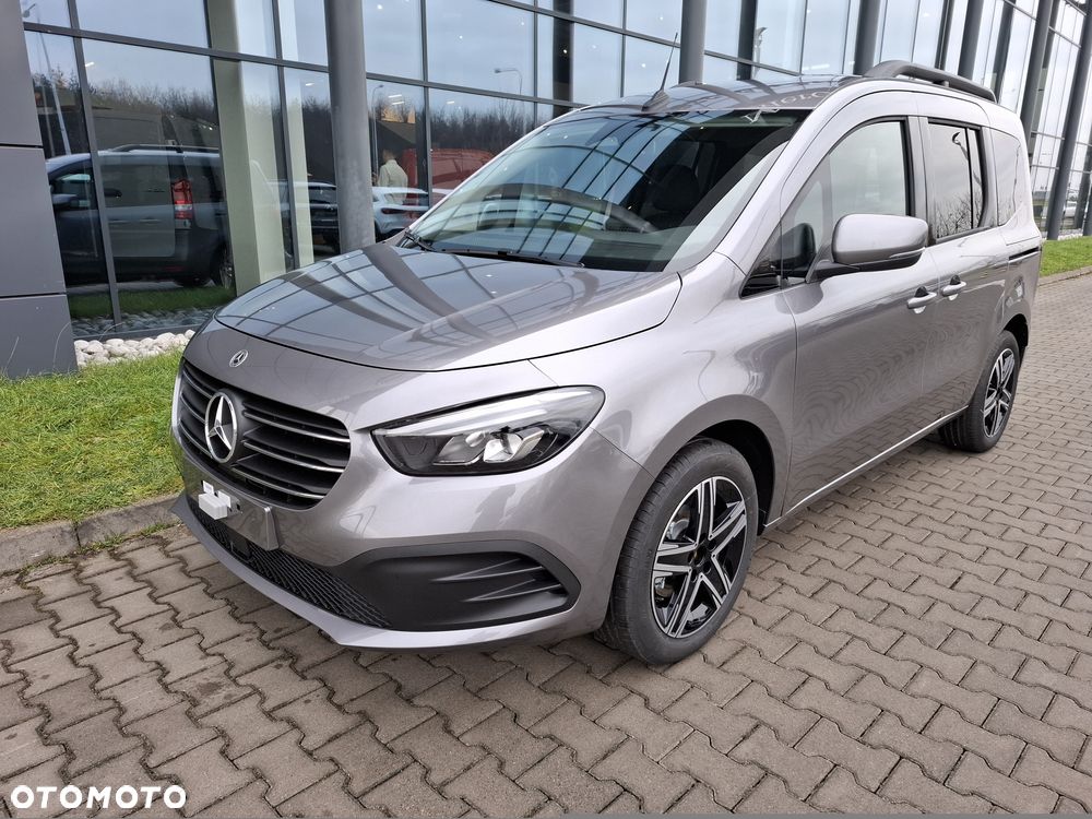 Mercedes-Benz Klasa T 180 d Progressive - 4