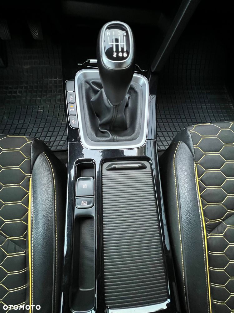 Kia XCeed 1.5 T-GDI L Business Line - 17