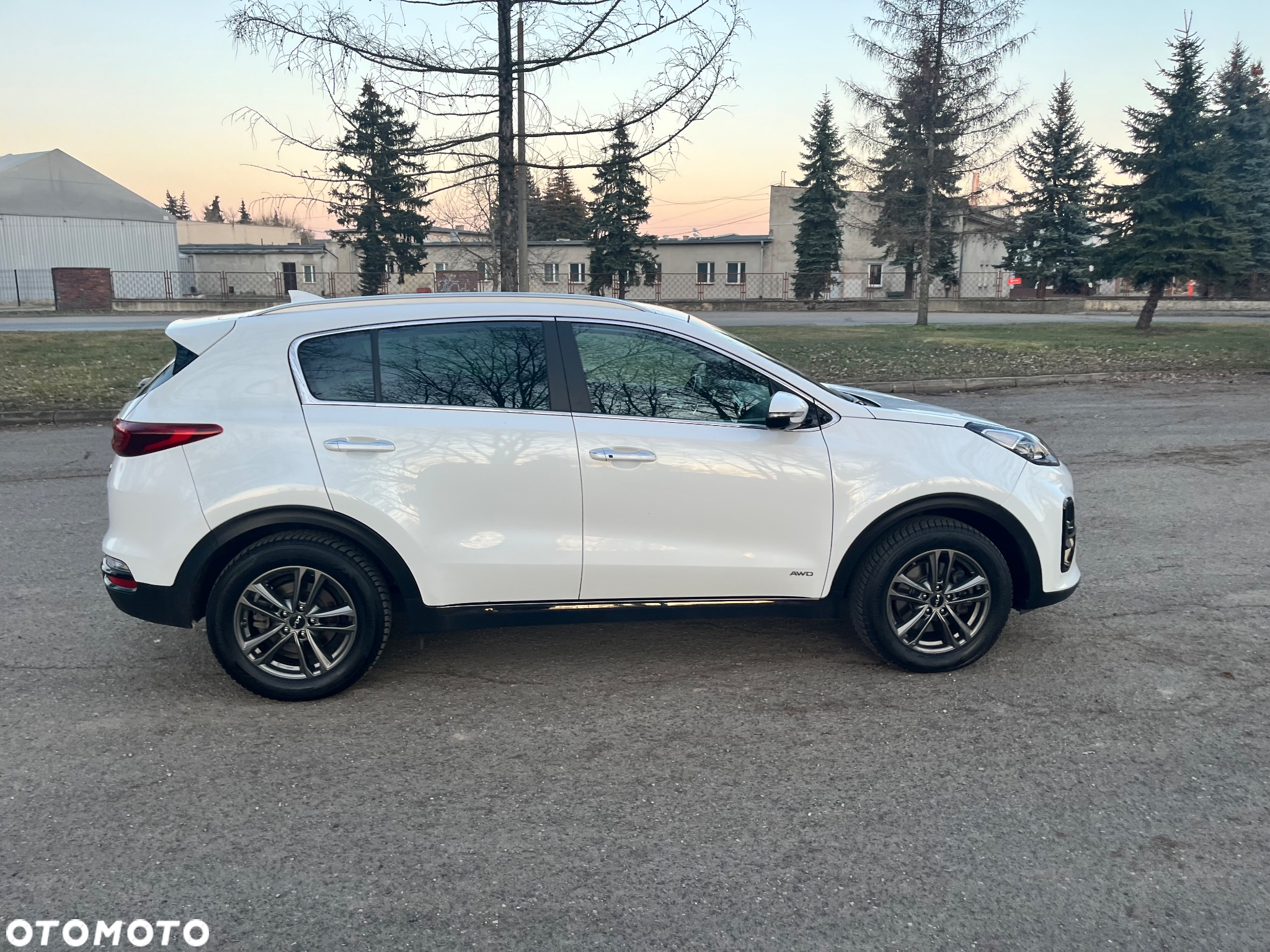 Kia Sportage 2.0 CRDI AWD Eco-Dynamics+ (48V M-H) GT LINE - 10