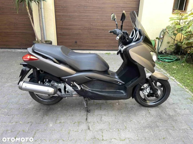 Yamaha X-max - 6