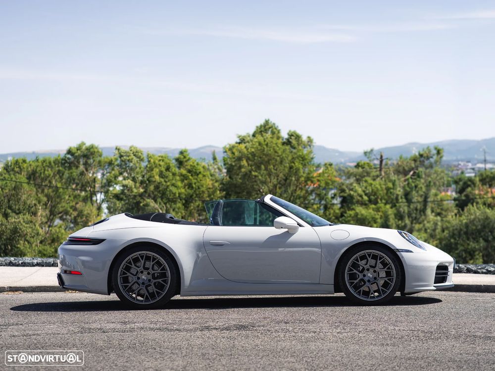 Porsche 911 (992) Carrera - 14