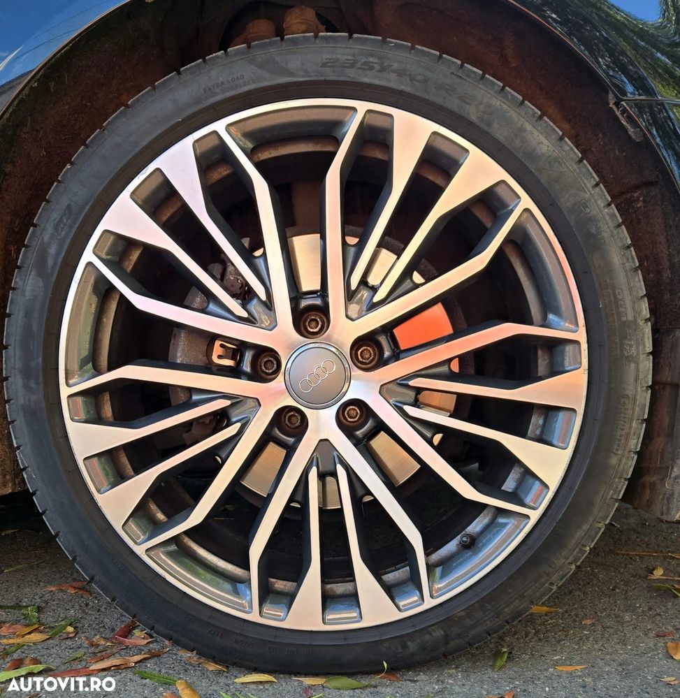 Audi A6 Avant 2.0 TDI Ultra DPF S tronic - 13