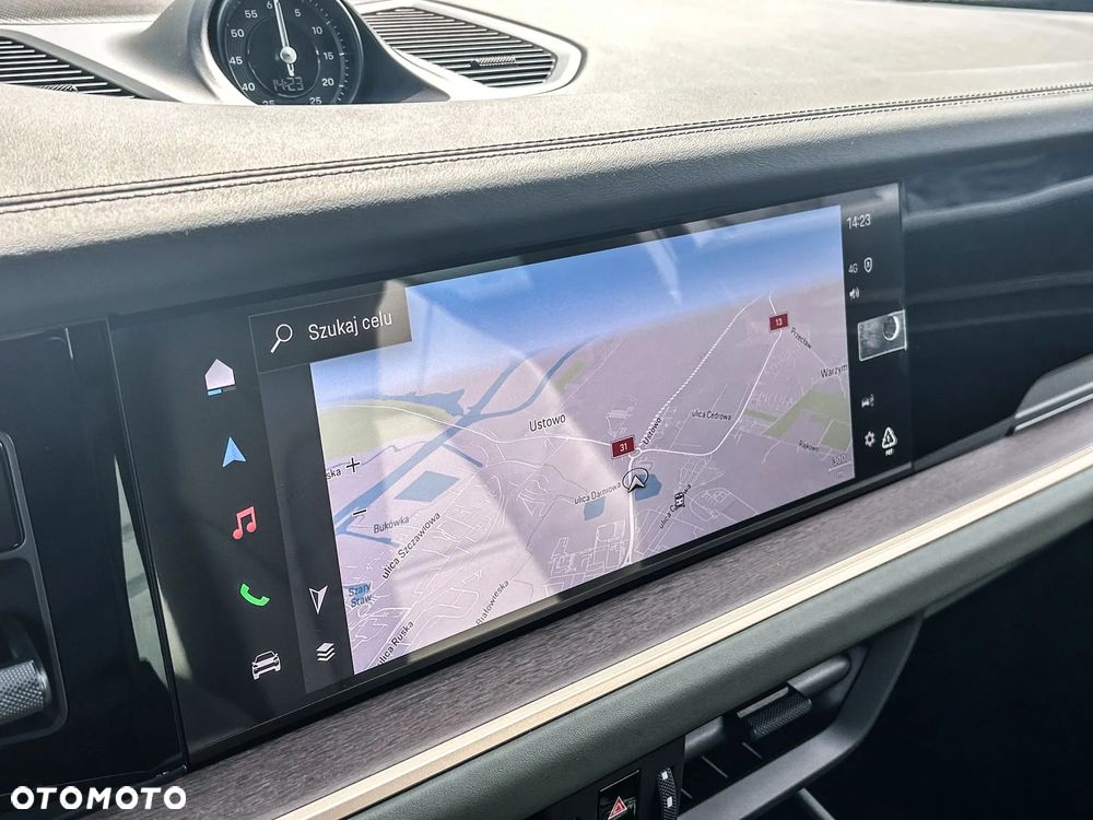 Porsche Cayenne - 16