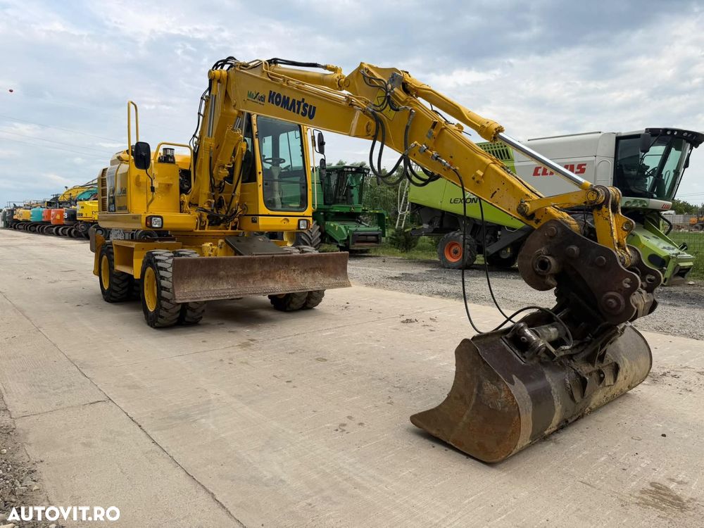 Komatsu PW148-8 Excavator pe Roti - 6