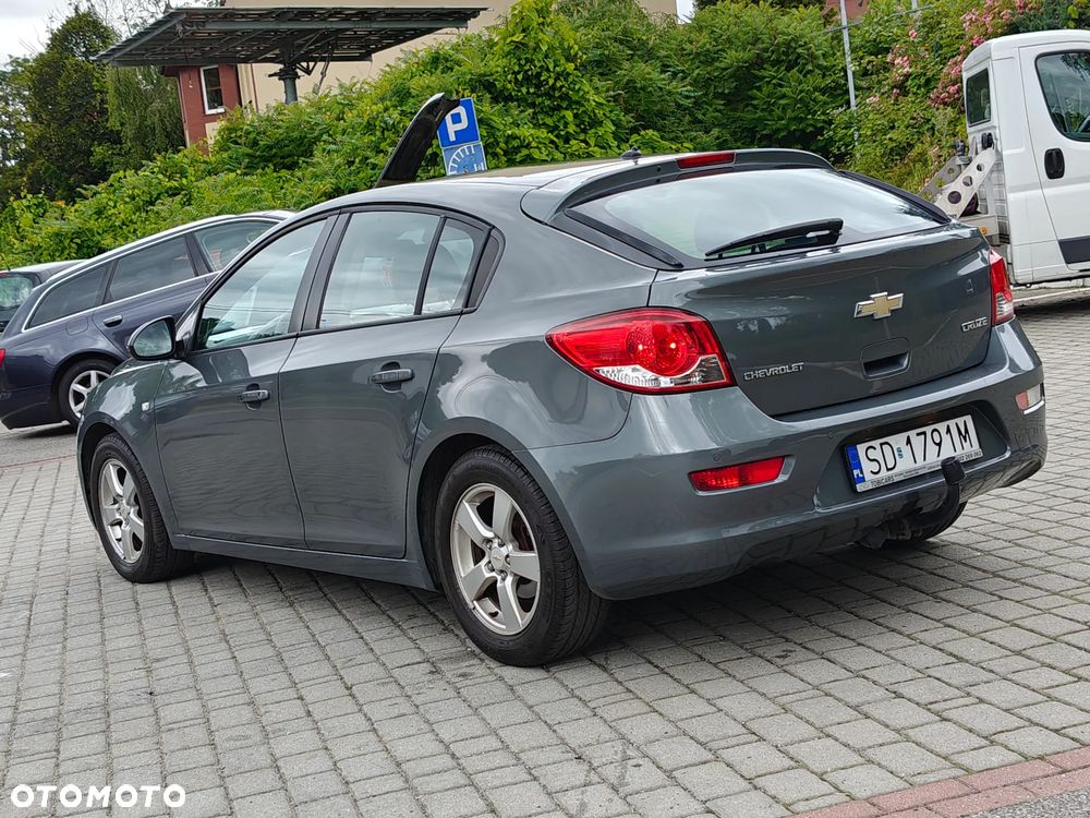 Chevrolet Cruze 1.6 LT - 16