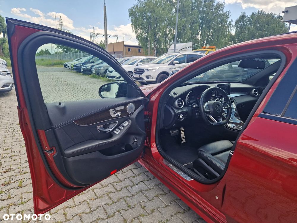 Mercedes-Benz Klasa C 300 T 9G-TRONIC AMG Line - 10