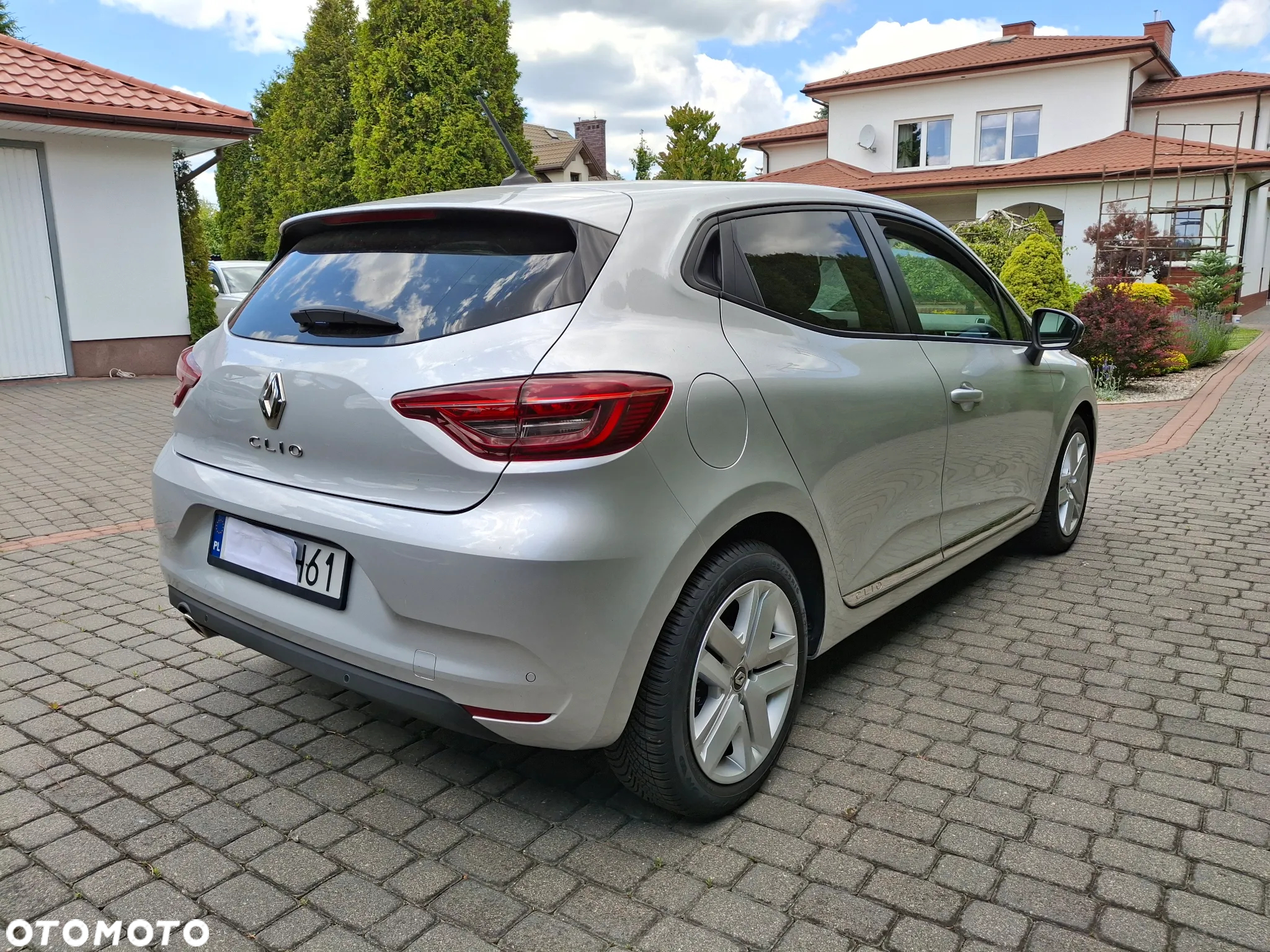 Renault Clio 1.0 TCe Intens - 9