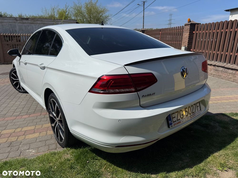 Volkswagen Passat 1.4 TSI BMT Comfortline - 10