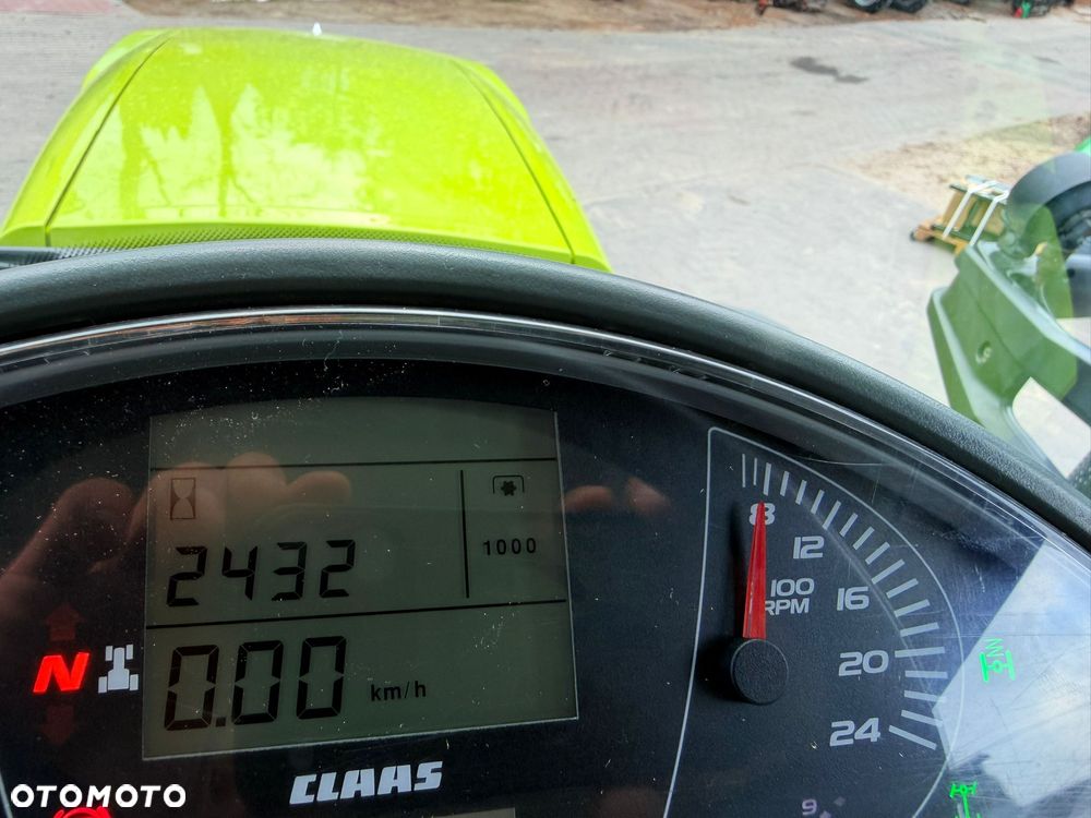Claas Axion 830 - 20
