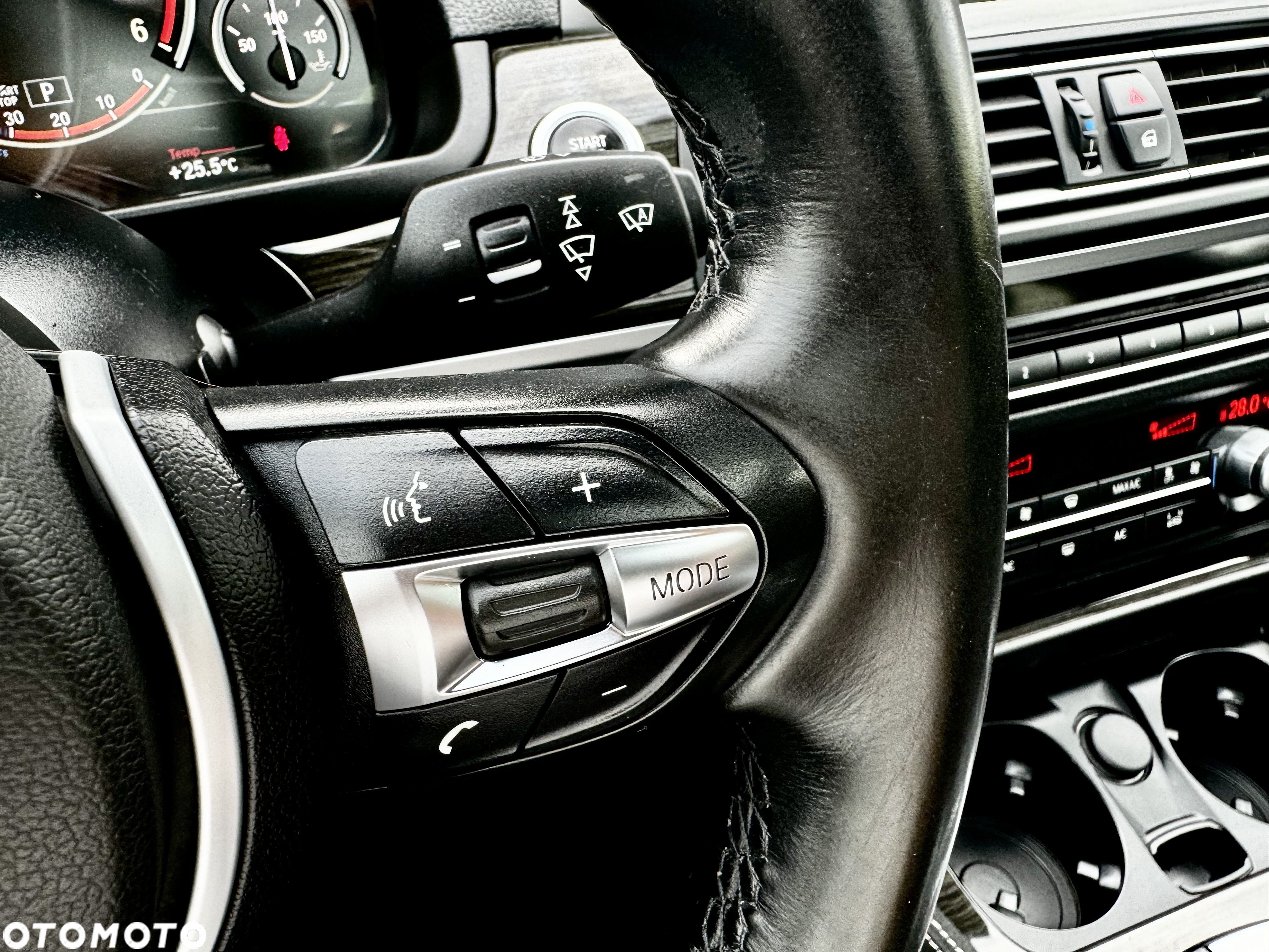 BMW Seria 5 520d Touring M Sport Edition - 40