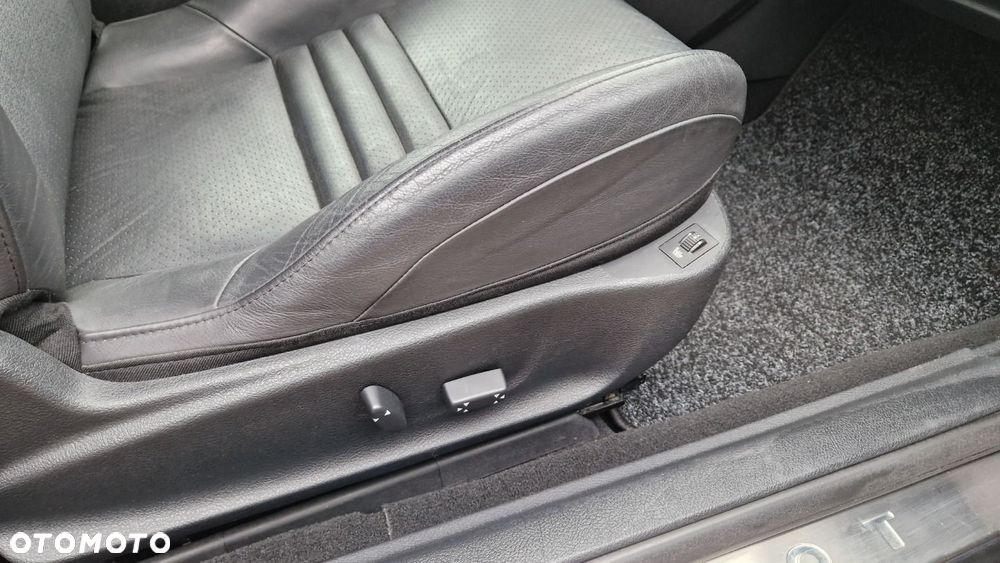 Peugeot 407 - 18