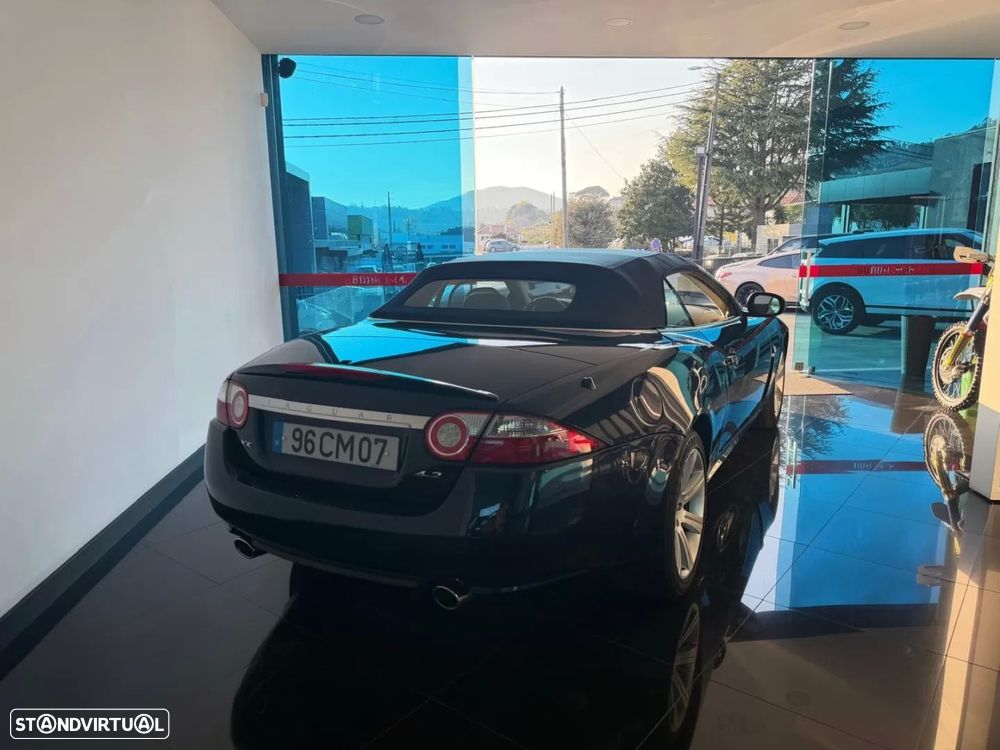 Jaguar XK 4.2 V8 - 3