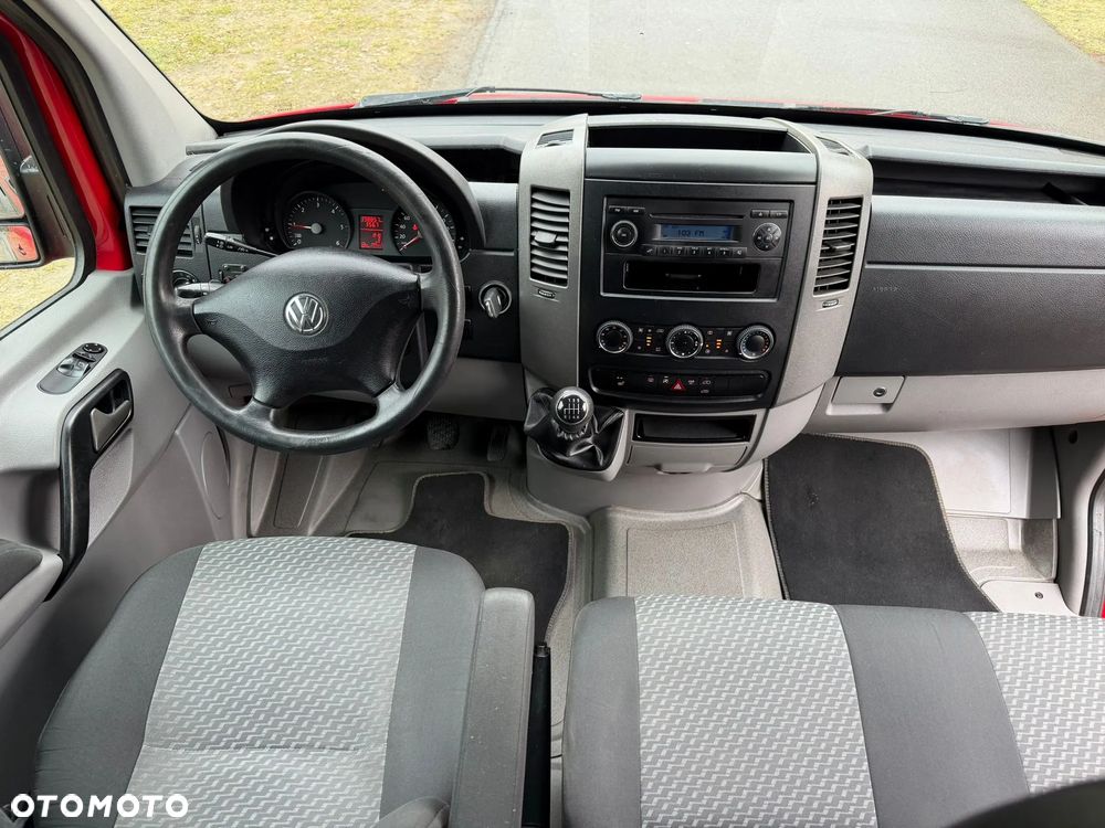 Volkswagen Crafter - 2