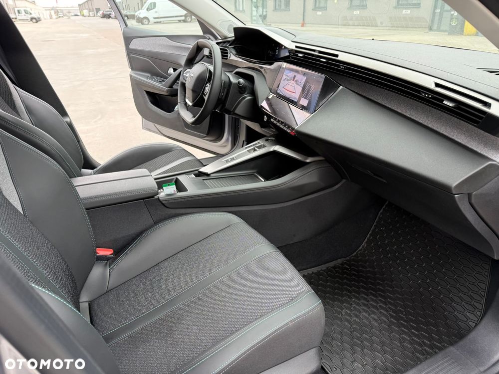 Peugeot 308 1.2 PureTech Allure Pack S&S EAT8 - 24