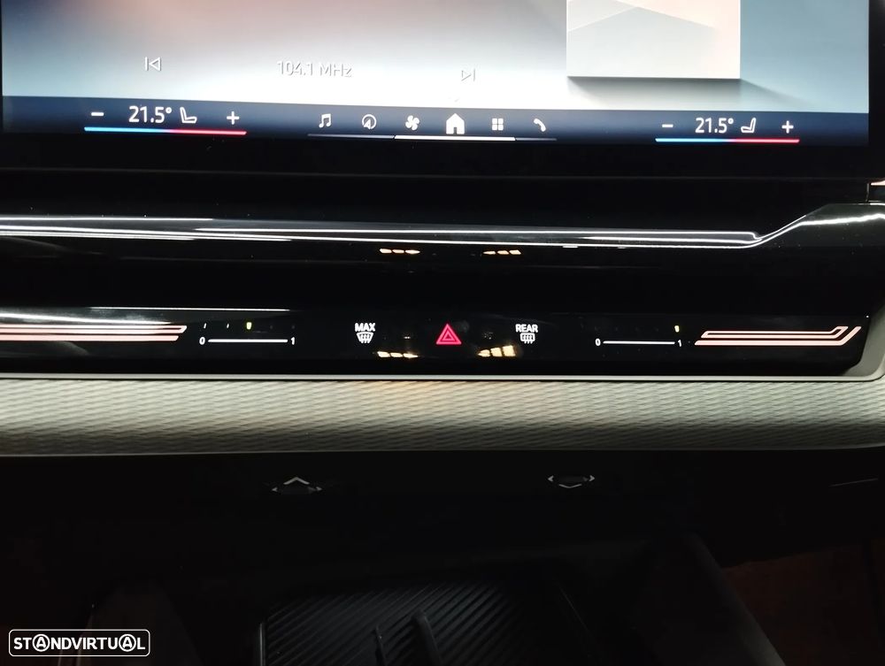 BMW 520 d Pack Desportivo M - 35