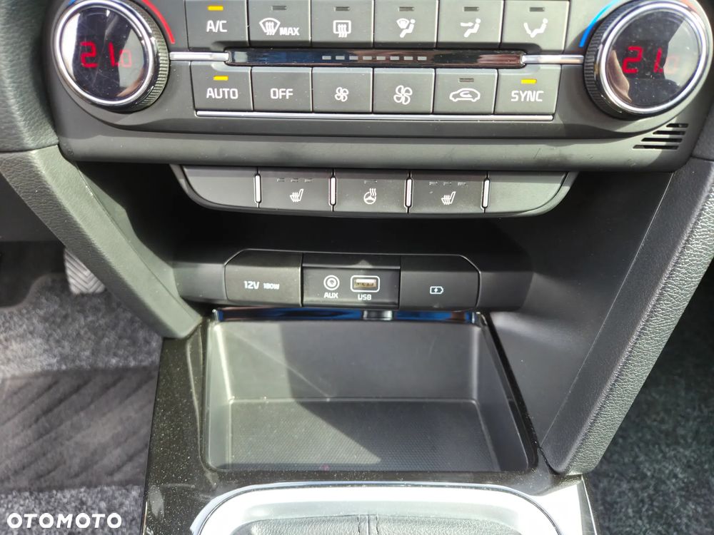 Kia Ceed 1.4 T-GDI OPF Platinum Edition - 16