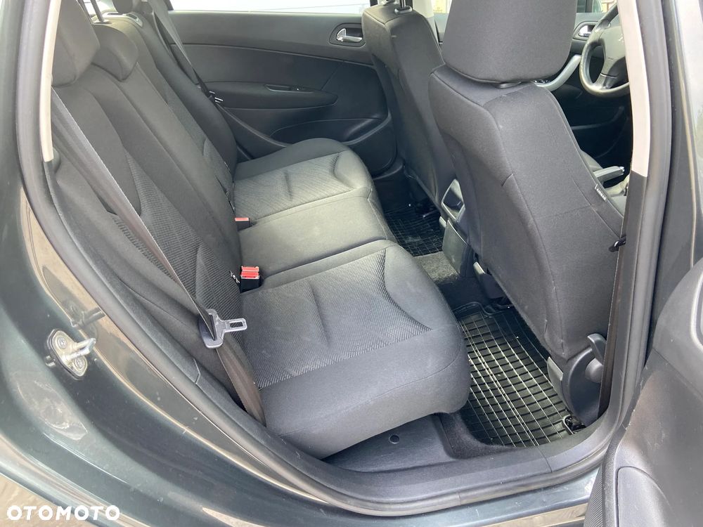 Peugeot 308 - 28