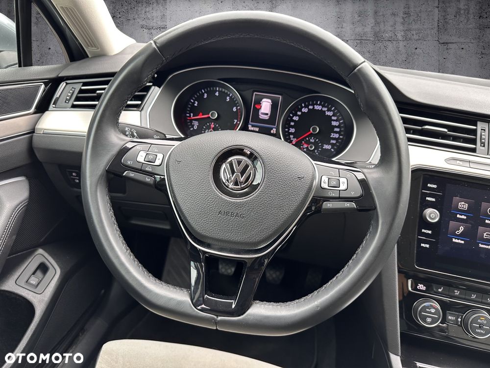 Volkswagen Passat Variant 1.4 TSI ACT (BlueMotion Technology) Highline - 18