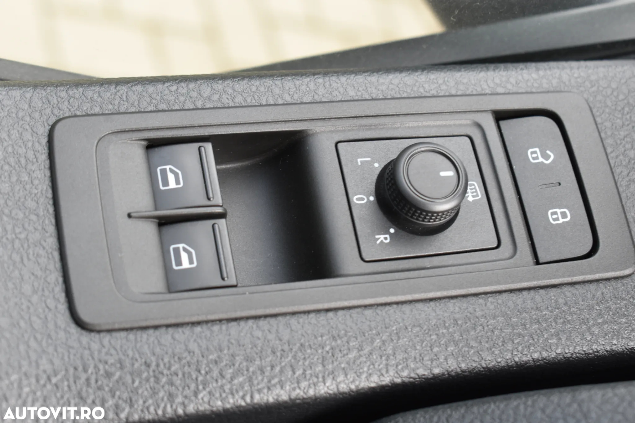 Volkswagen Caravelle T6 2.0 TDI LR Comfortline DSG - 14