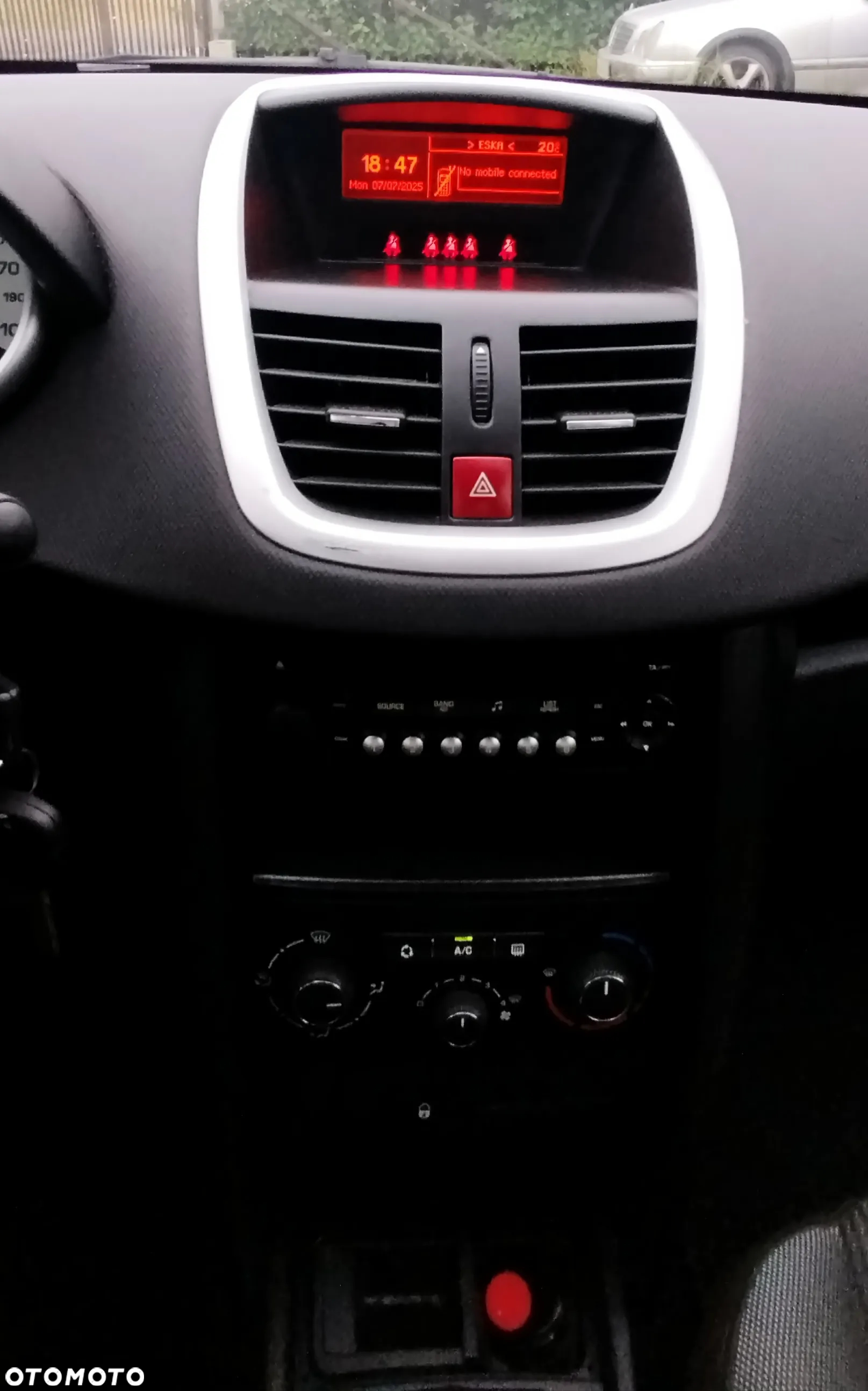 Peugeot 207 1.4 Trendy - 7