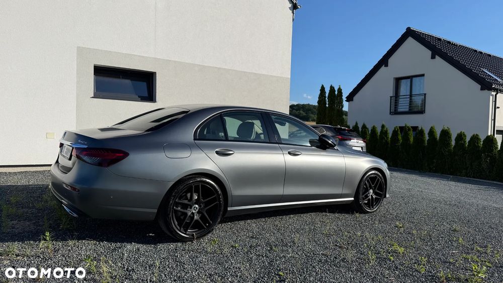 Mercedes-Benz Klasa E 300 d 4-Matic Avantgarde - 14
