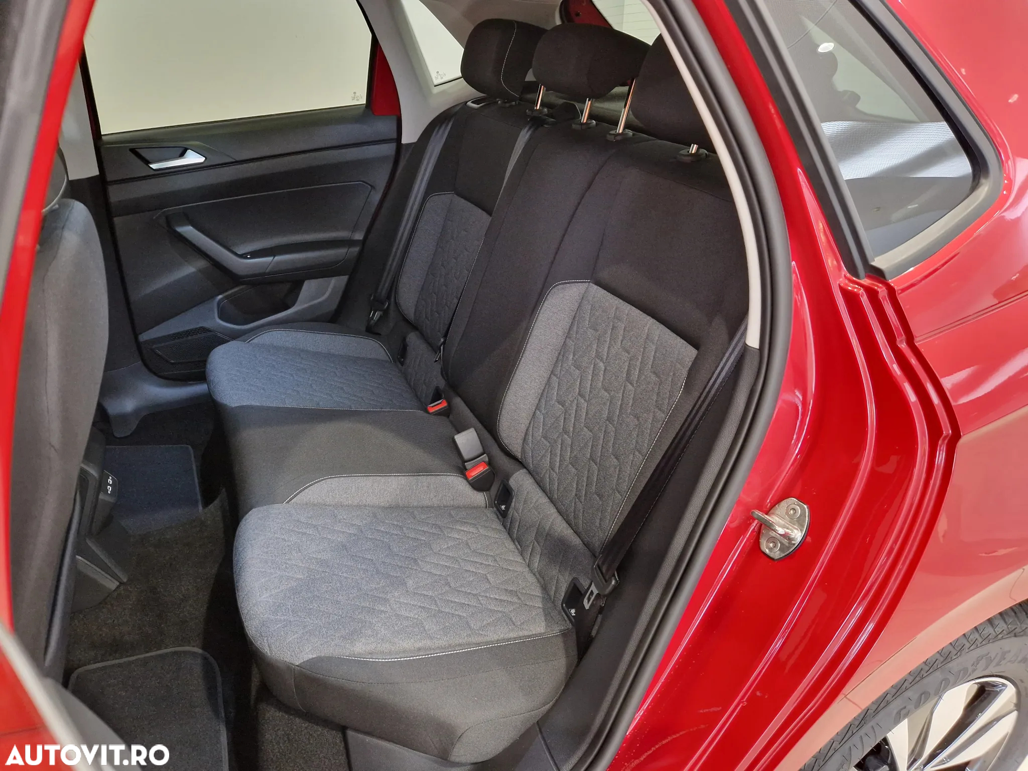 Volkswagen Polo 1.0 TSI DSG Life - 13