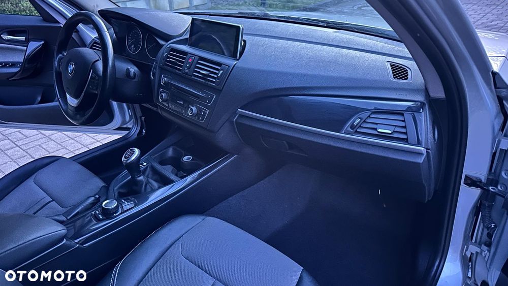 BMW Seria 1 118i Urban Line - 11