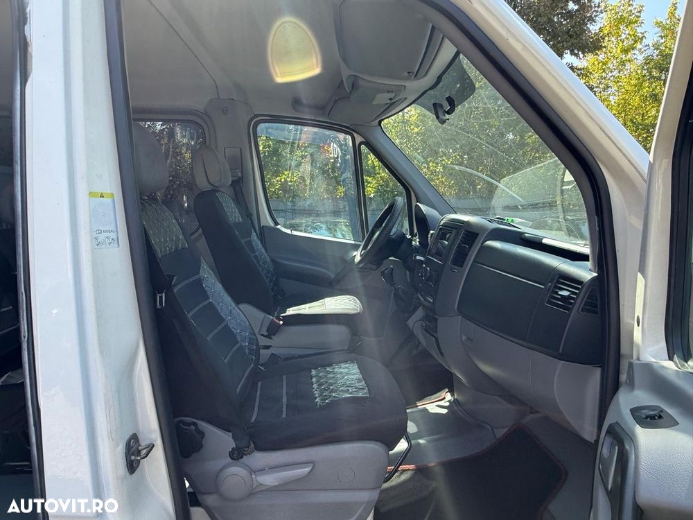 Volkswagen Crafter - 14