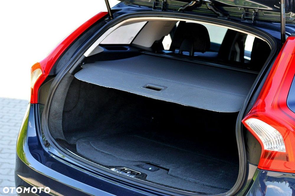 Volvo V60 D3 Geartronic Business Edition - 32