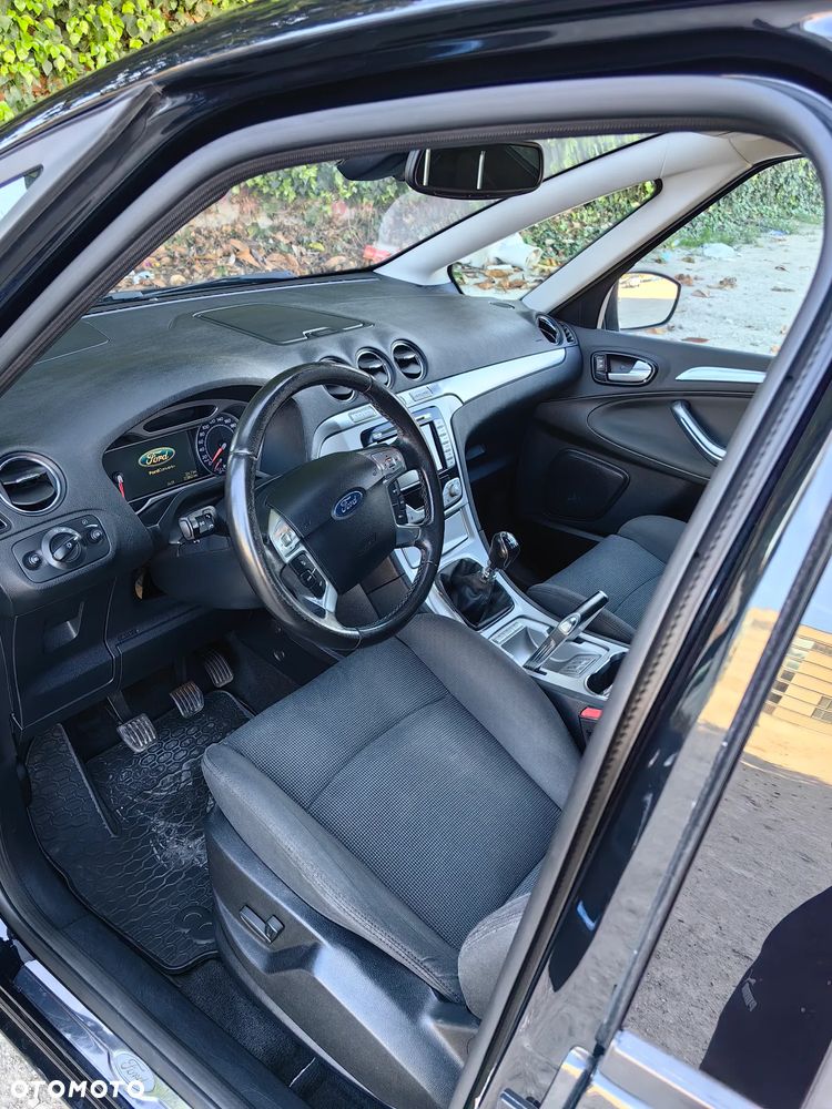 Ford S-Max 2.5 Titanium - 8