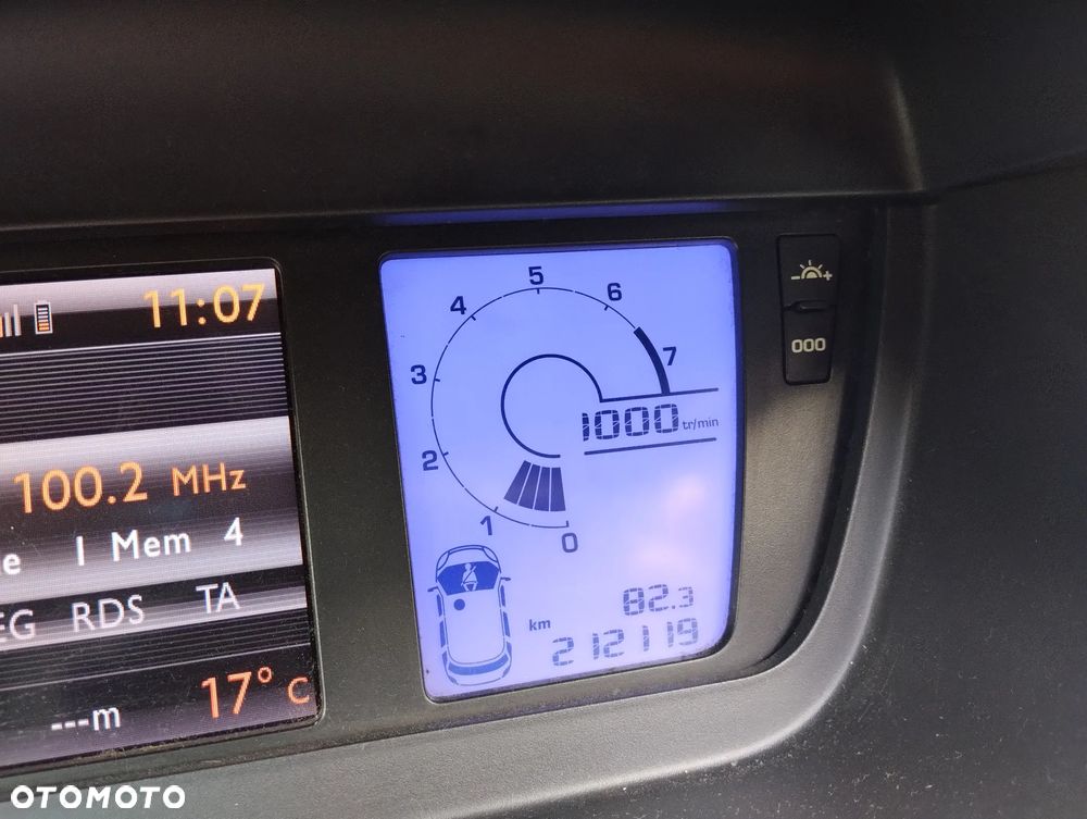 Citroën C4 Grand Picasso - 9