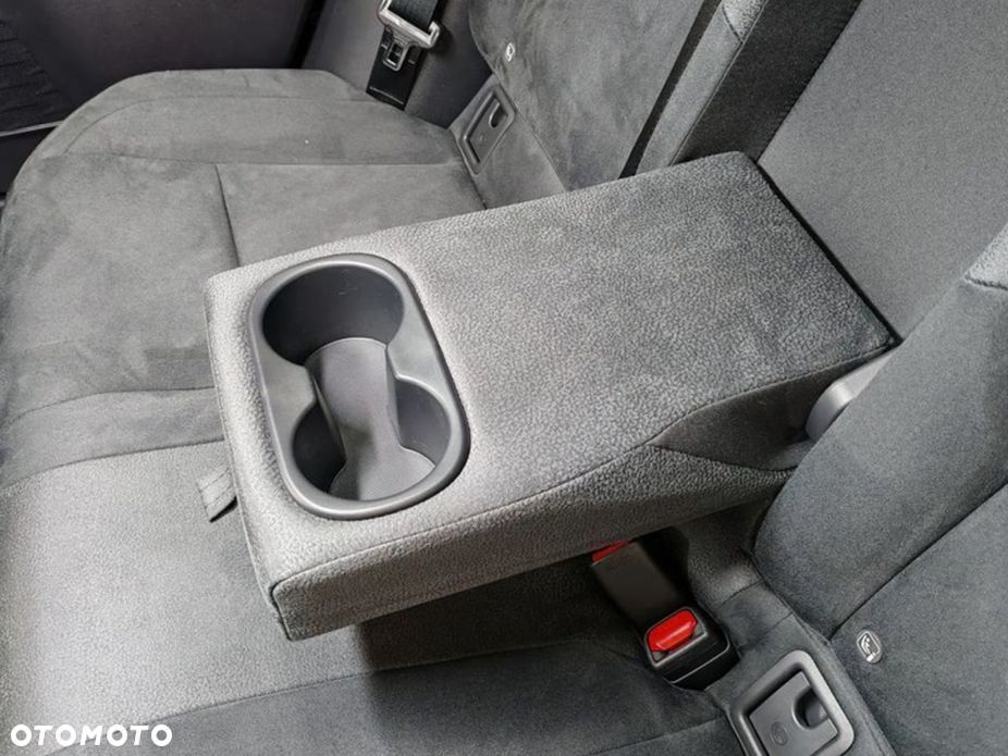 Lexus UX - 14