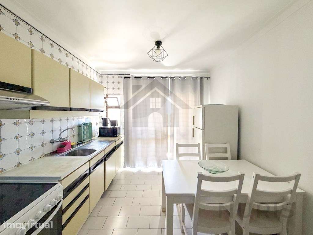 Apartamento T1 para Venda na Praia da Rocha - Portimão - Grande imagem: 2/18