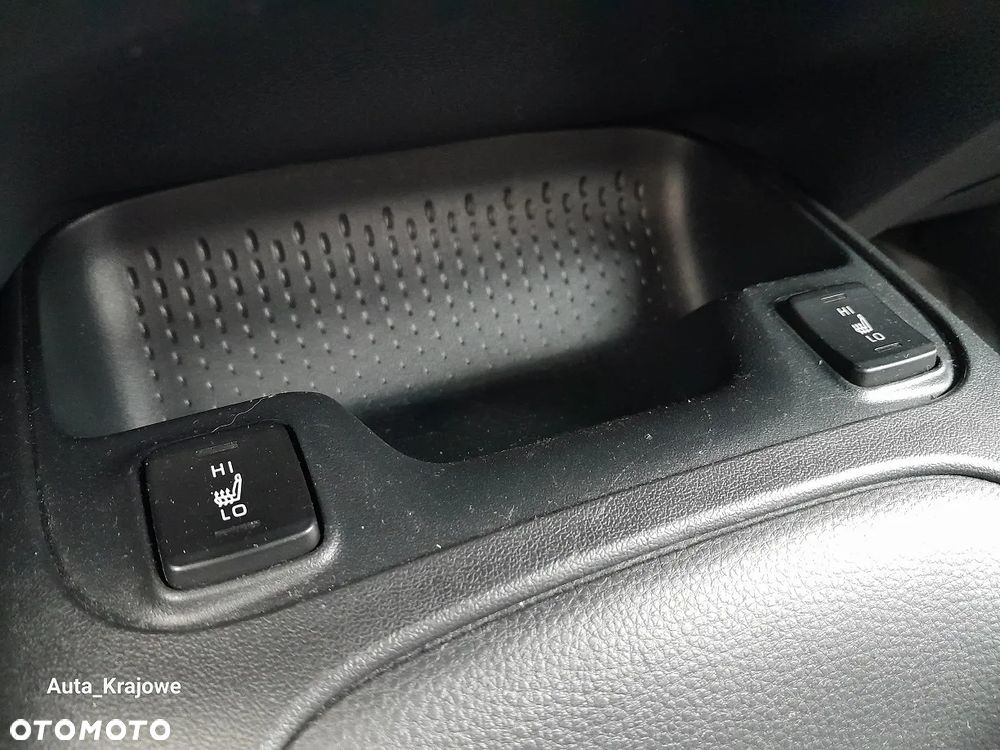 Toyota Corolla 1.8 Hybrid Comfort - 20