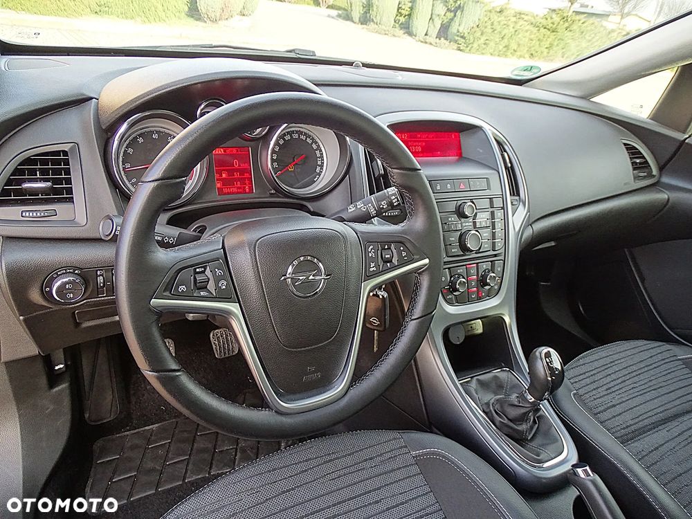 Opel Astra 1.4 Turbo Cosmo - 27