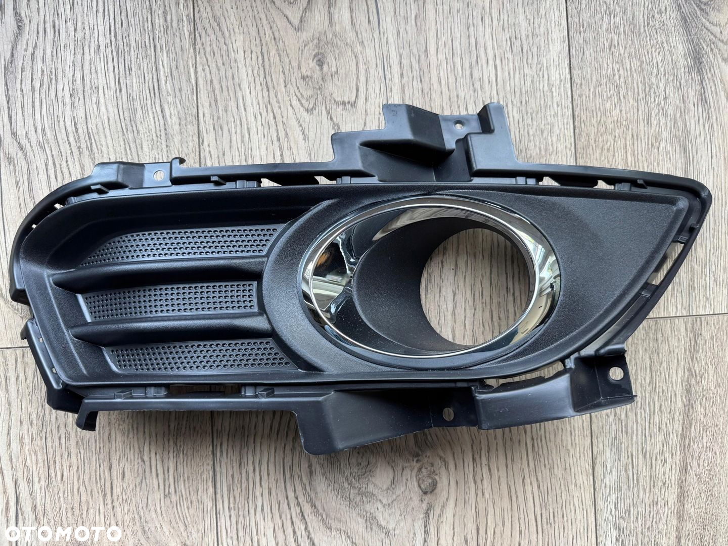 KRATKA HALOGENU FORD MONDEO FUSION MK5 NOWA MAT  CHROM LEWA - 2