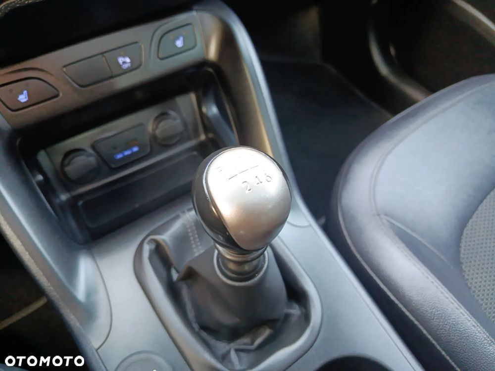 Hyundai ix35 1.7 CRDi Premium 2WD - 25