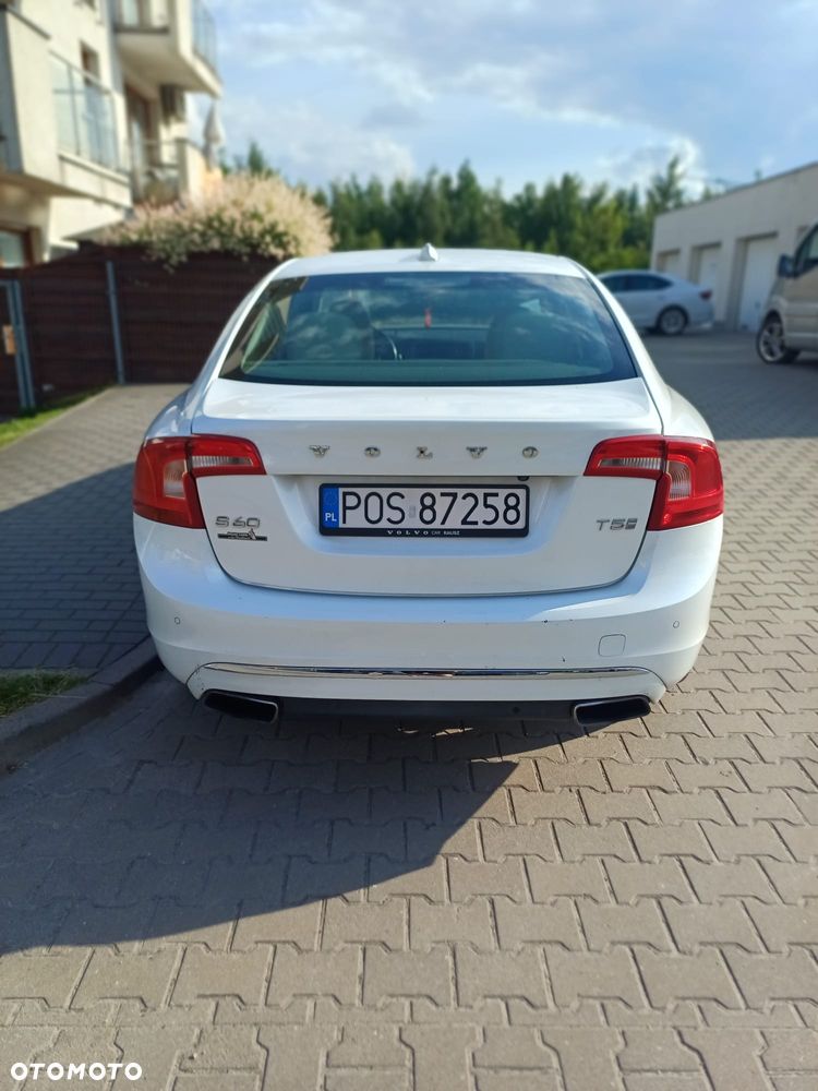 Volvo S60 - 3