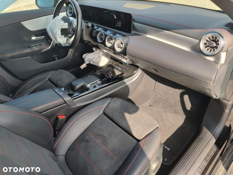 Mercedes-Benz CLA 200 d 8G-DCT AMG Line - 27