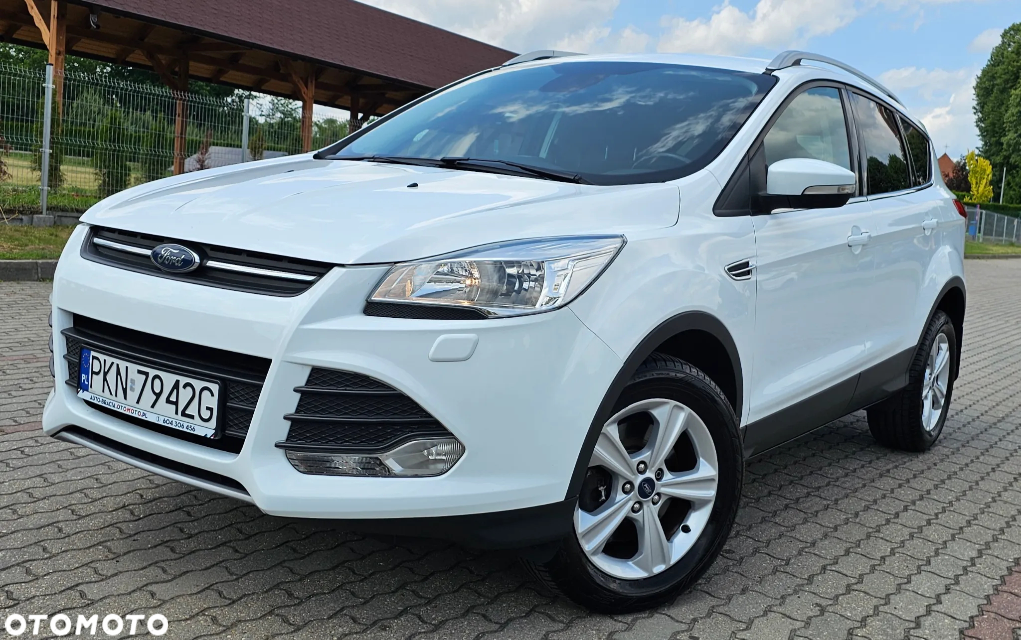 Ford Kuga 2.0 TDCi 2x4 SYNC - 31