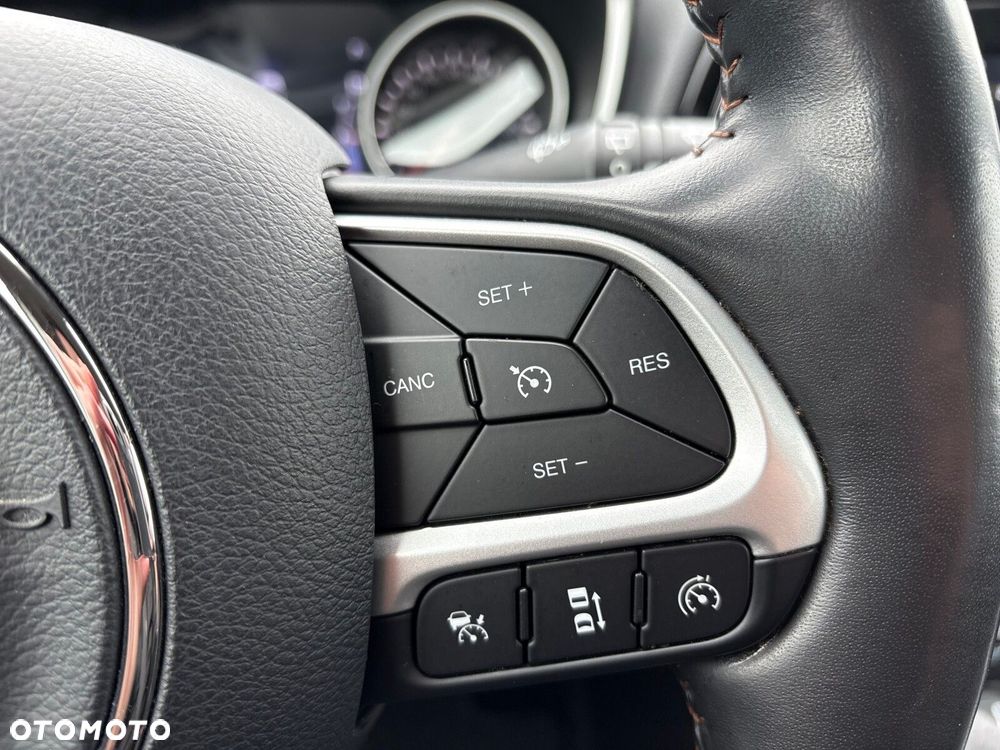 Jeep Compass 1.4 TMair Limited 4WD S&S - 16