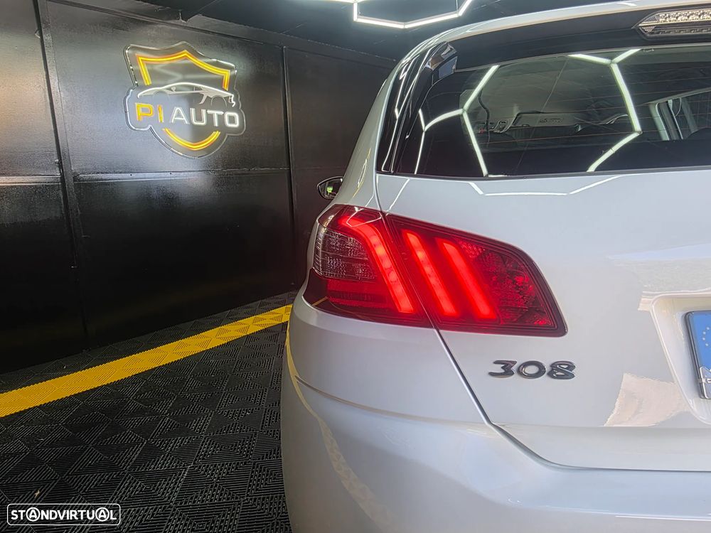 Peugeot 308 1.5 BlueHDi Business Line - 36