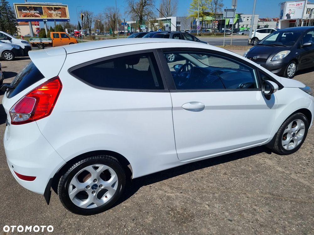 Ford Fiesta 1.25 Gold X EU5 - 6