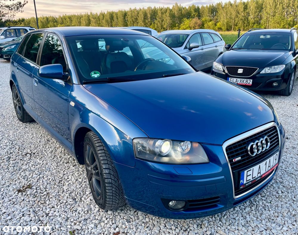 Audi A3 Sportback 1.8 TFSI S tronic S line Sportpaket Plus - 4