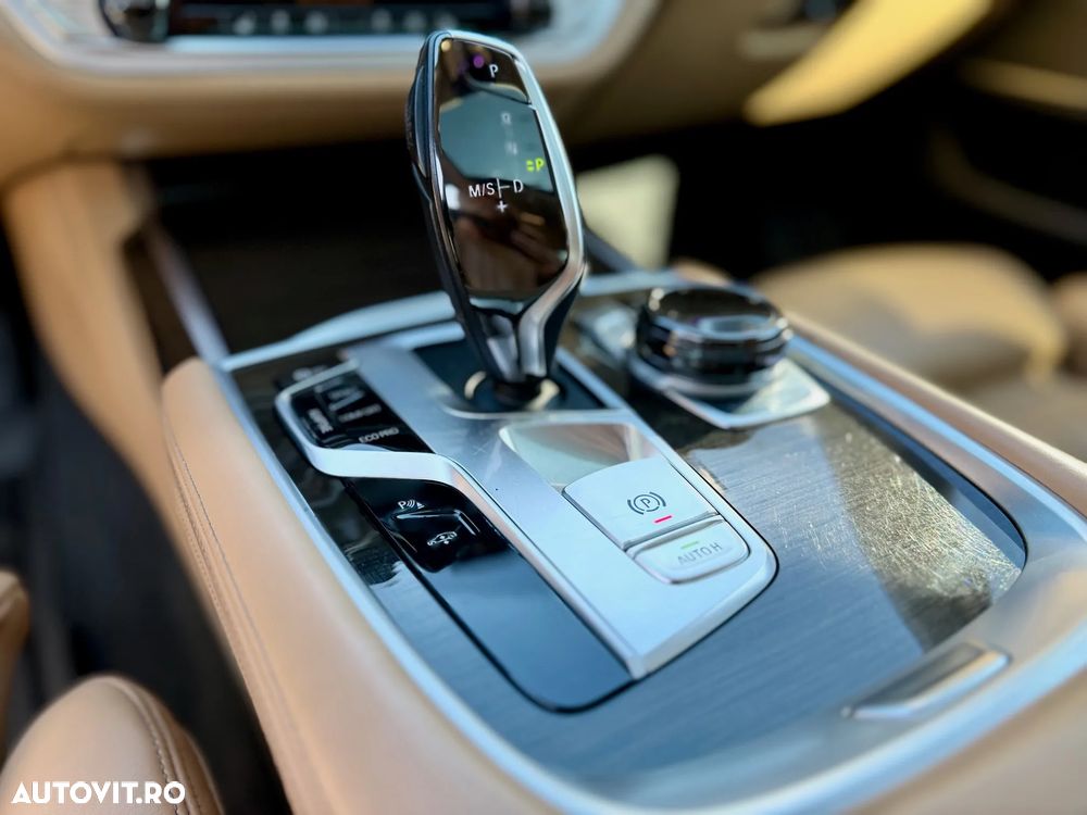 BMW Seria 7 730d xDrive - 21