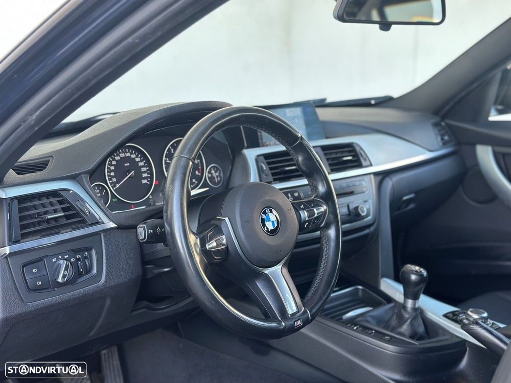 BMW 318 - 22